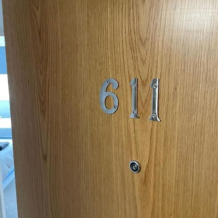 #0611 Two Bedroom Serviced Apartment - Free Parking ダービー エクステリア 写真